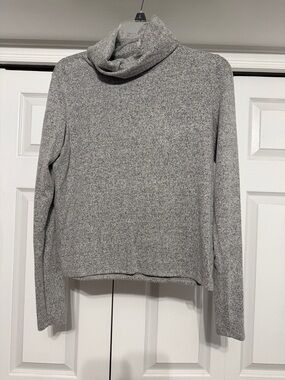 Aerie gray long sleeve